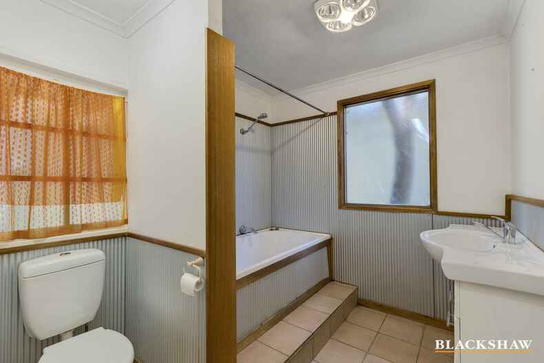 68 Derrima Road Queanbeyan