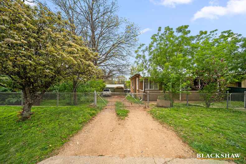 68 Derrima Road Queanbeyan