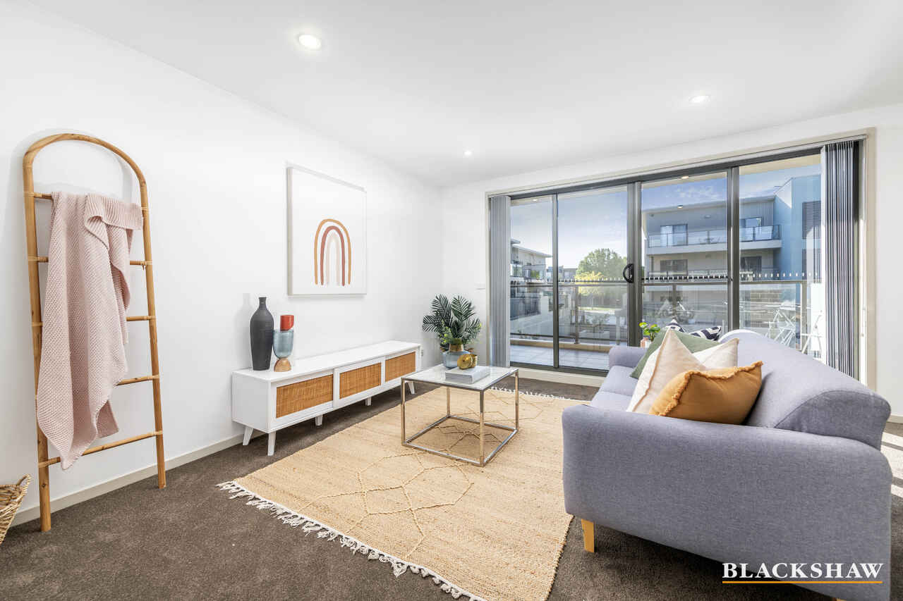 62/104 Henry Kendall Street Franklin