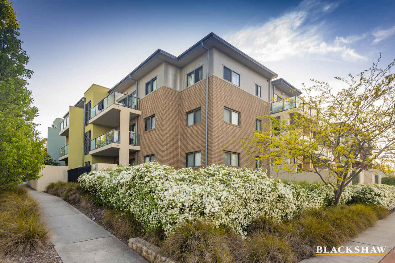 62/104 Henry Kendall Street Franklin