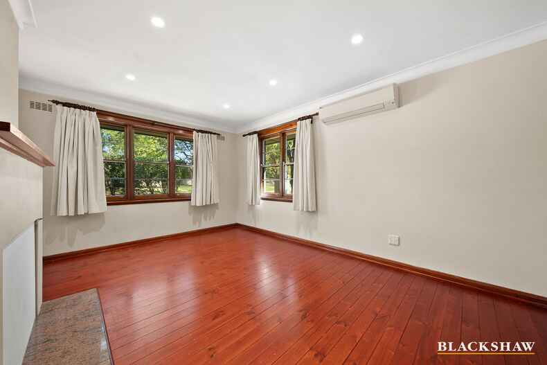 5 Arinya Street Narrabundah