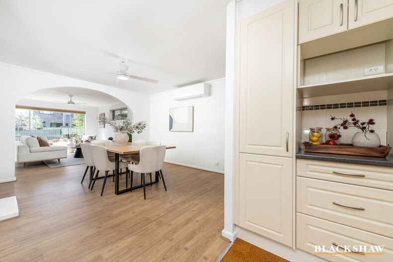 127 Ross Smith Crescent Scullin