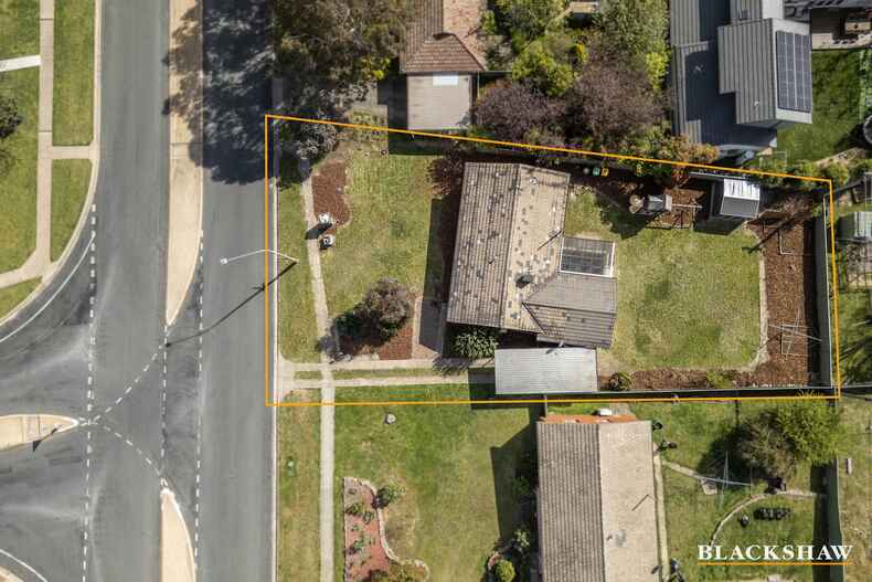 127 Ross Smith Crescent Scullin