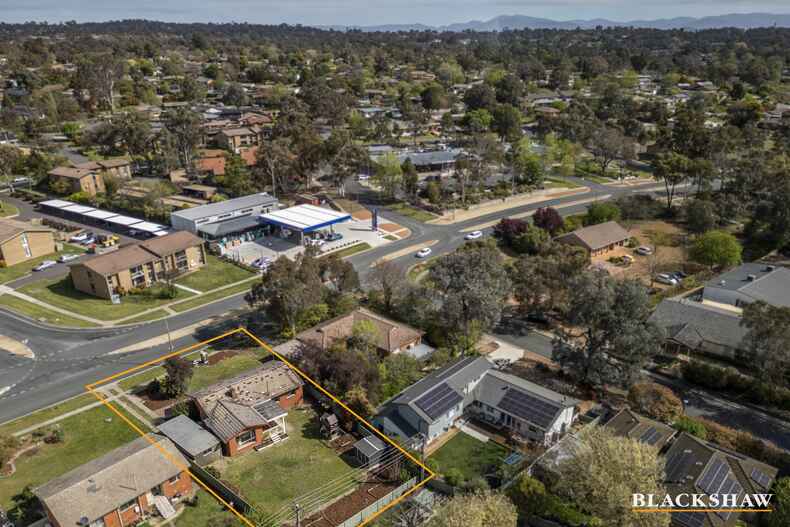 127 Ross Smith Crescent Scullin