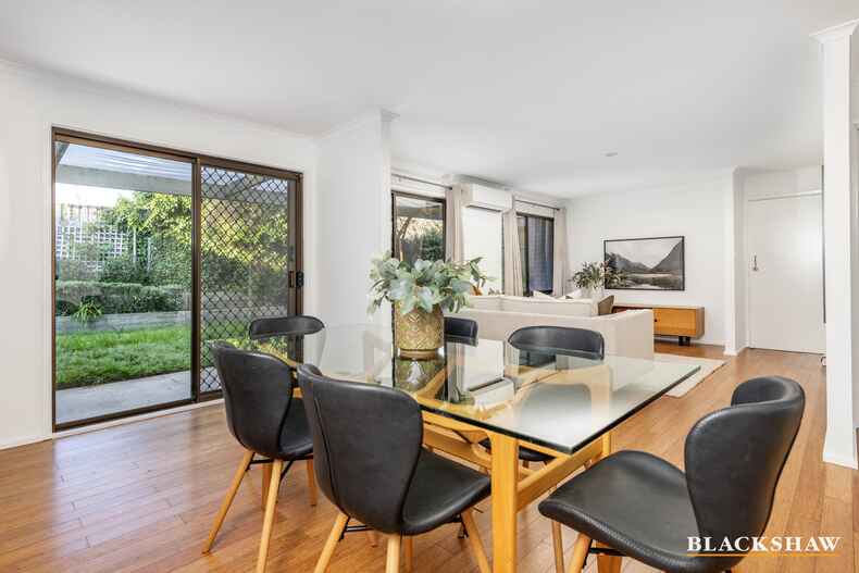6/2 Covington Crescent Charnwood