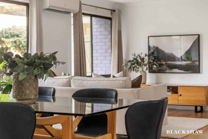 6/2 Covington Crescent Charnwood