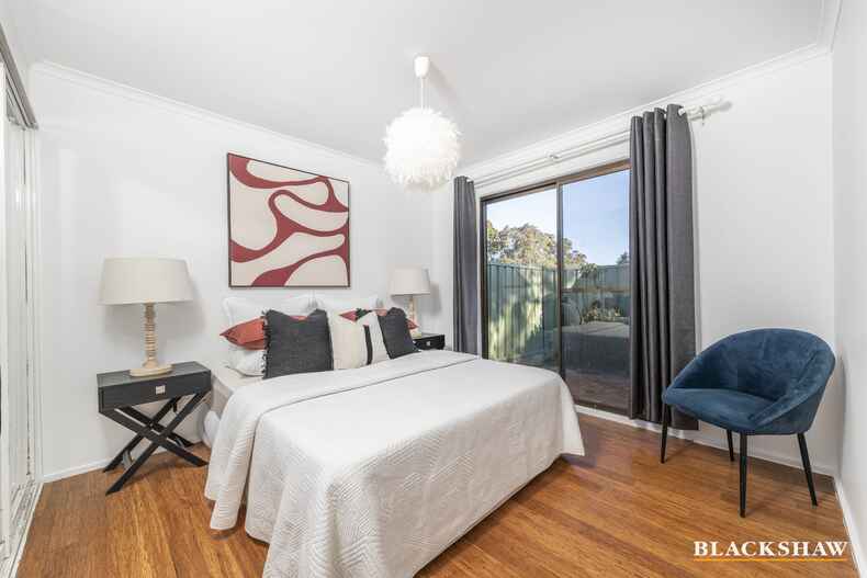 6/2 Covington Crescent Charnwood