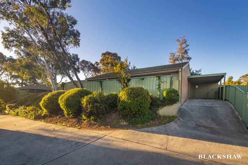 6/2 Covington Crescent Charnwood