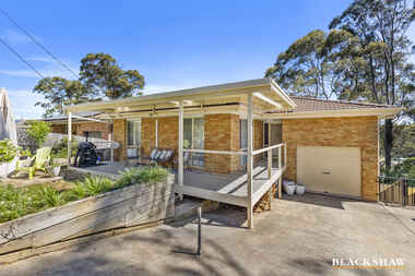 10 Dominic Drive Batehaven