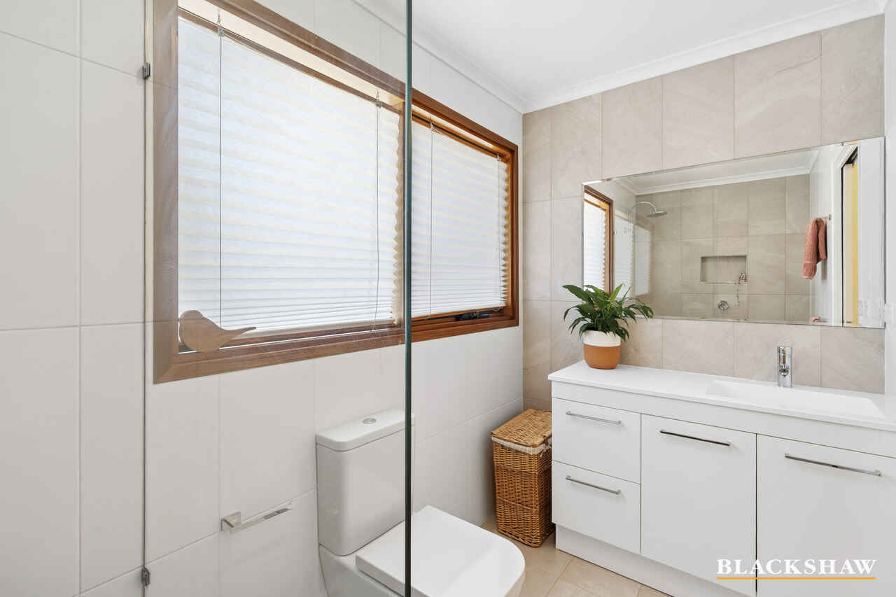 131 Summerville Crescent Florey