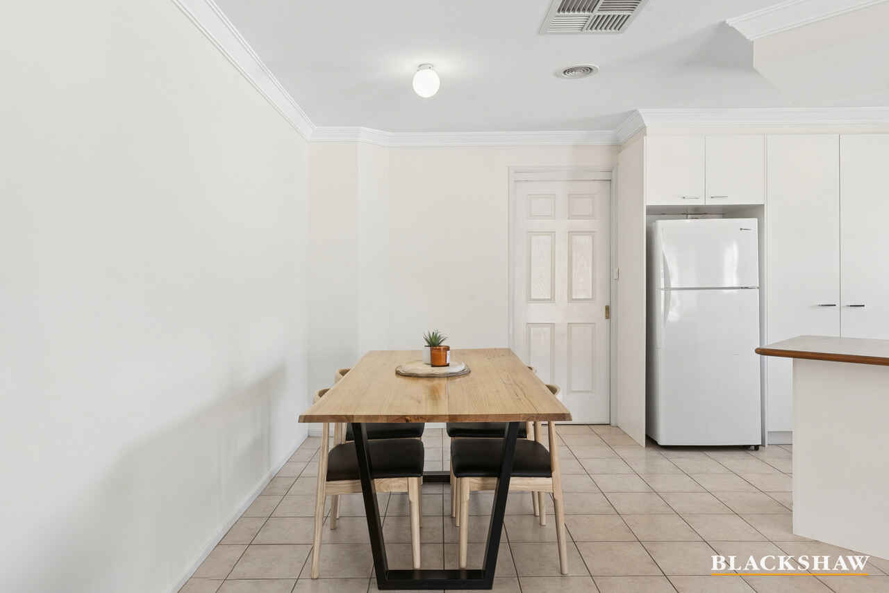 32 Traeger Street Dunlop