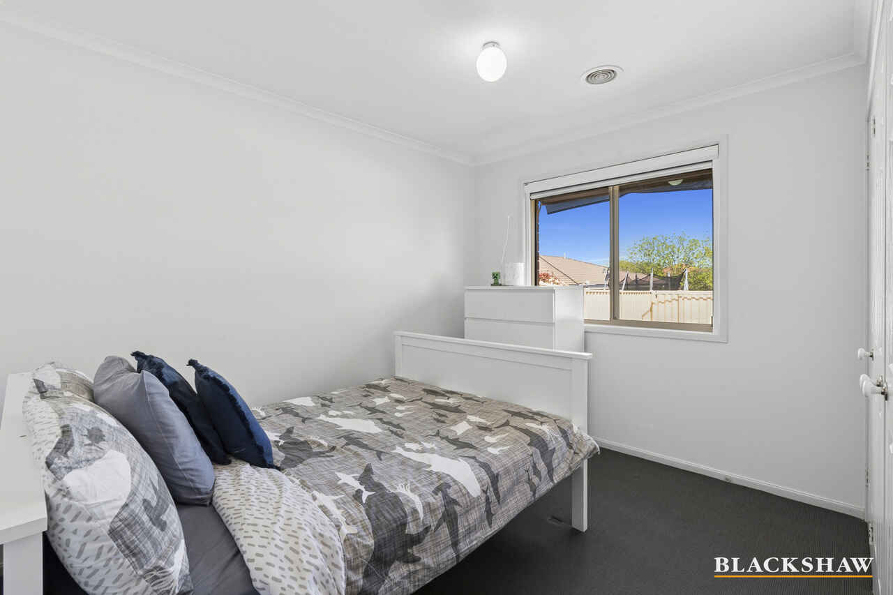 32 Traeger Street Dunlop