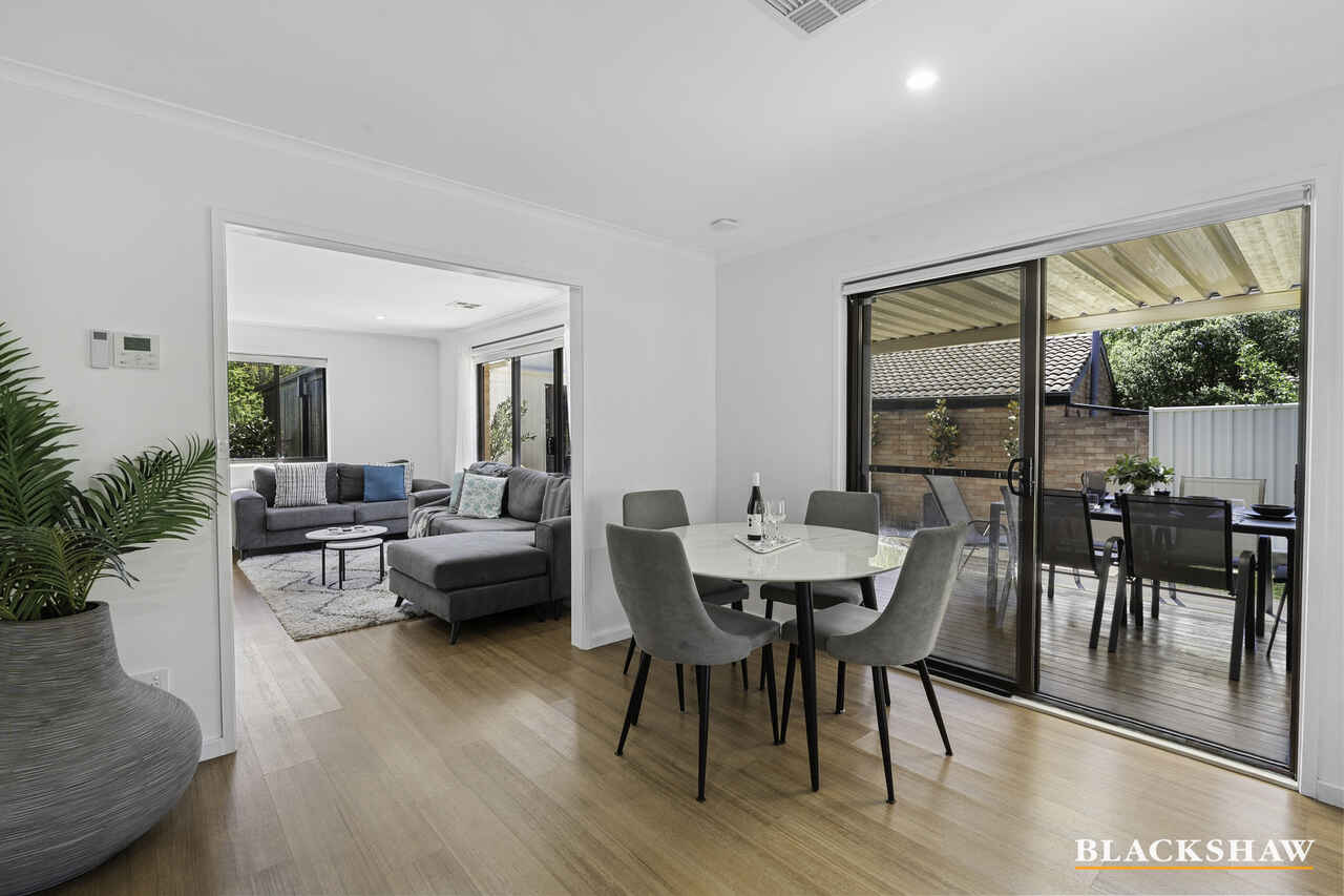 6 Le Souef Crescent Florey