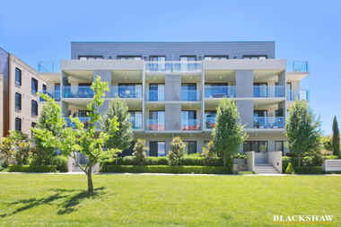 11/9 Leichhardt Street Kingston