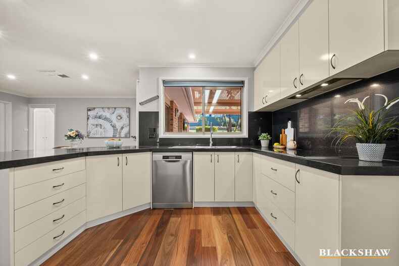 53 Martley Circuit Calwell