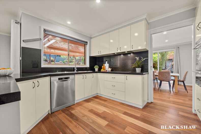 53 Martley Circuit Calwell