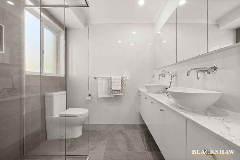 53 Martley Circuit Calwell