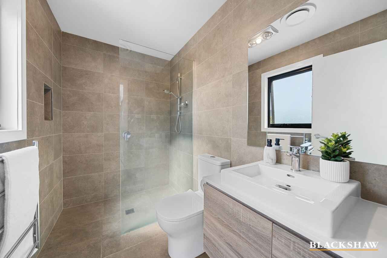 14/3 Lowrie Street Dickson