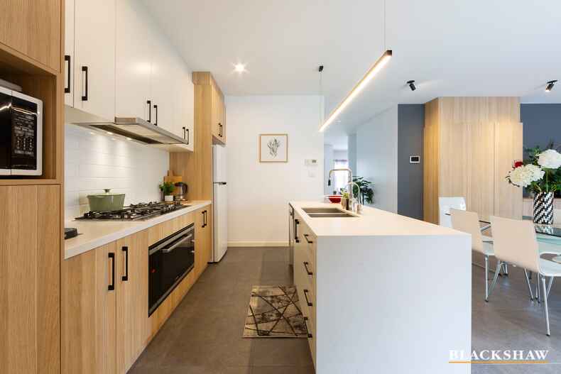 2/21 Bernacchi Street Mawson