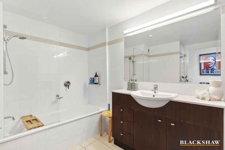 86/23 Macquarie Street Barton