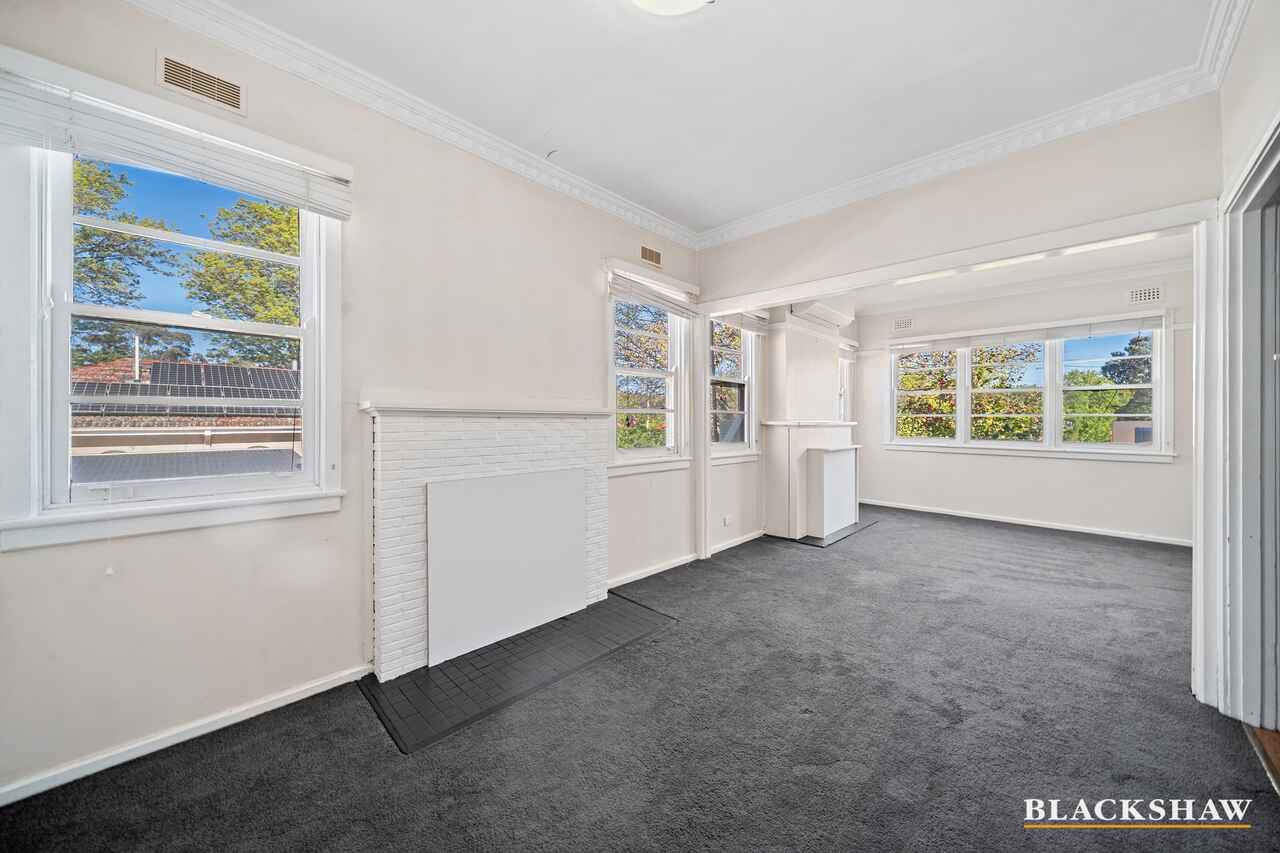 30 Hirst Avenue Queanbeyan