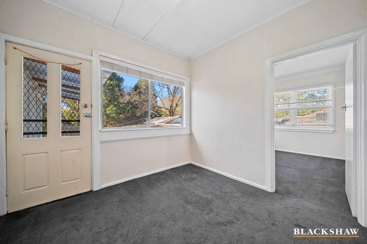 30 Hirst Avenue Queanbeyan