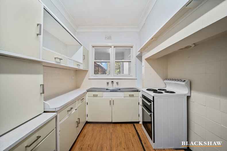 30 Hirst Avenue Queanbeyan 30 Hirst Avenue Queanbeyan