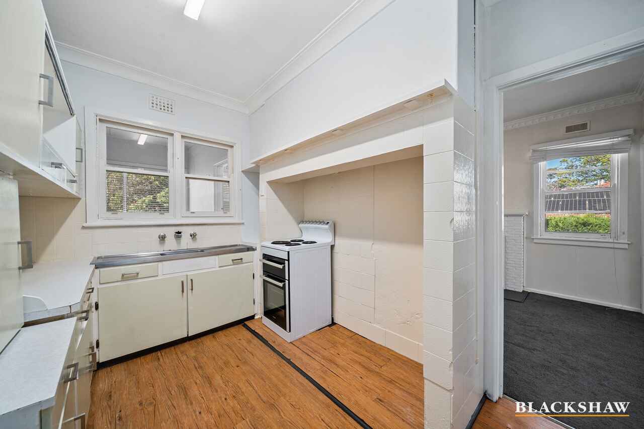 30 Hirst Avenue Queanbeyan