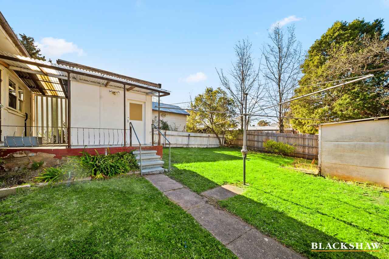 30 Hirst Avenue Queanbeyan