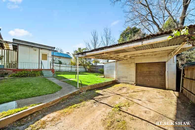 30 Hirst Avenue Queanbeyan 30 Hirst Avenue Queanbeyan