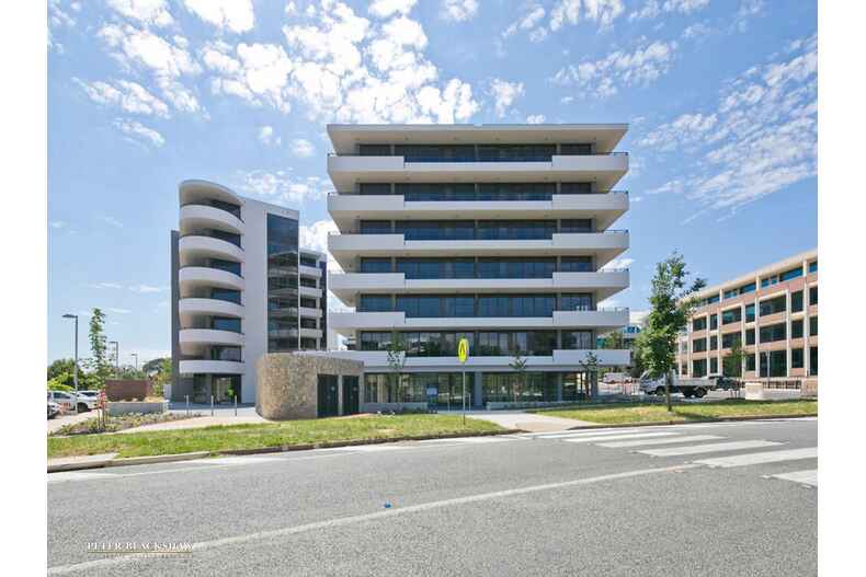 162/44-46 Macquarie Street Barton 162/44-46 Macquarie Street Barton