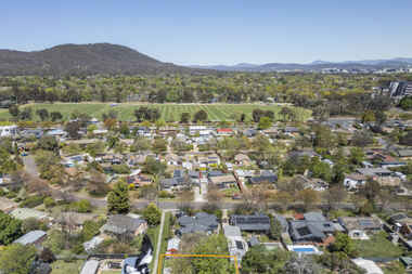 24 Cadell Street Downer