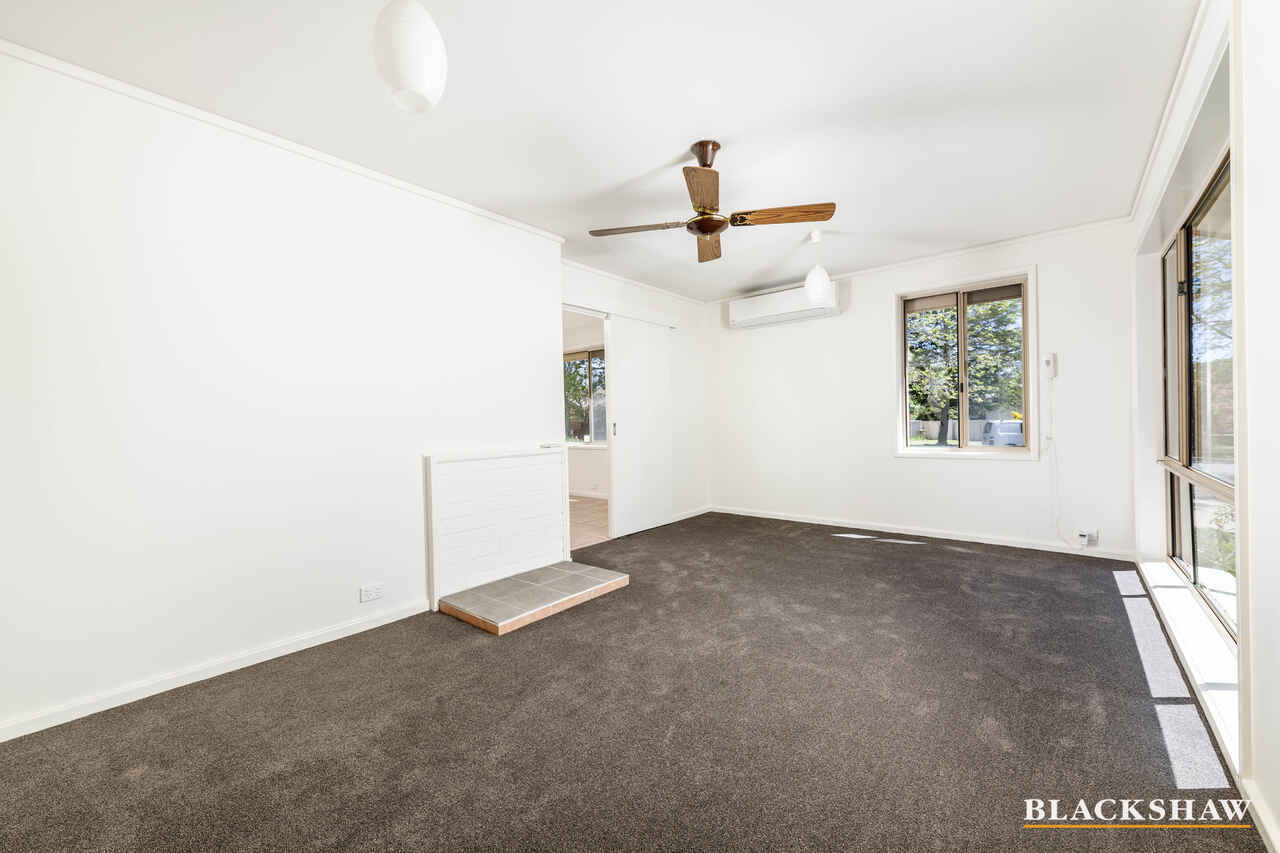 40 Bradfield Place Downer