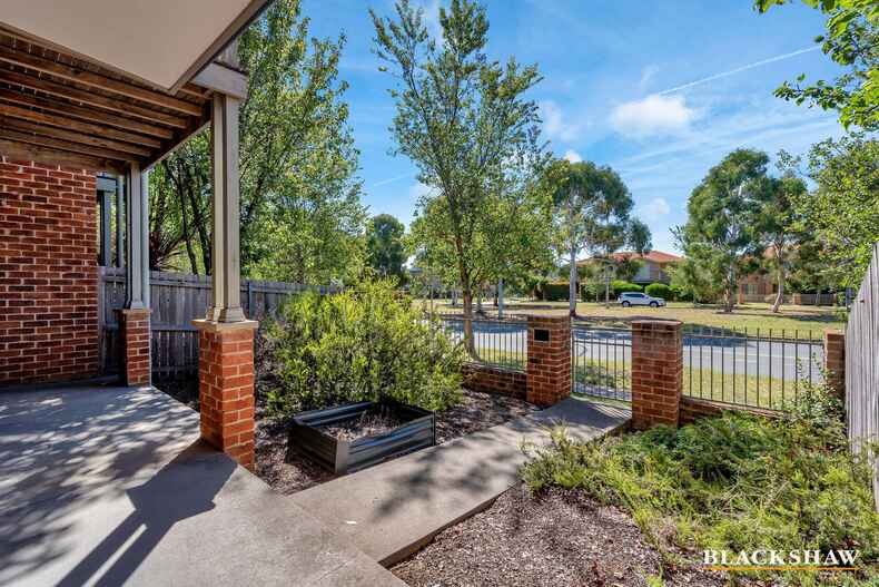334 Anthony Rolfe Avenue Gungahlin 334 Anthony Rolfe Avenue Gungahlin
