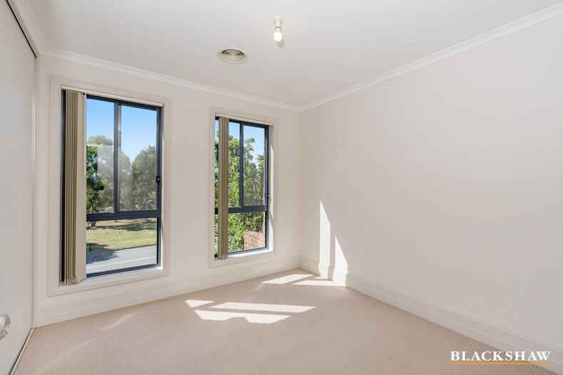 334 Anthony Rolfe Avenue Gungahlin 334 Anthony Rolfe Avenue Gungahlin
