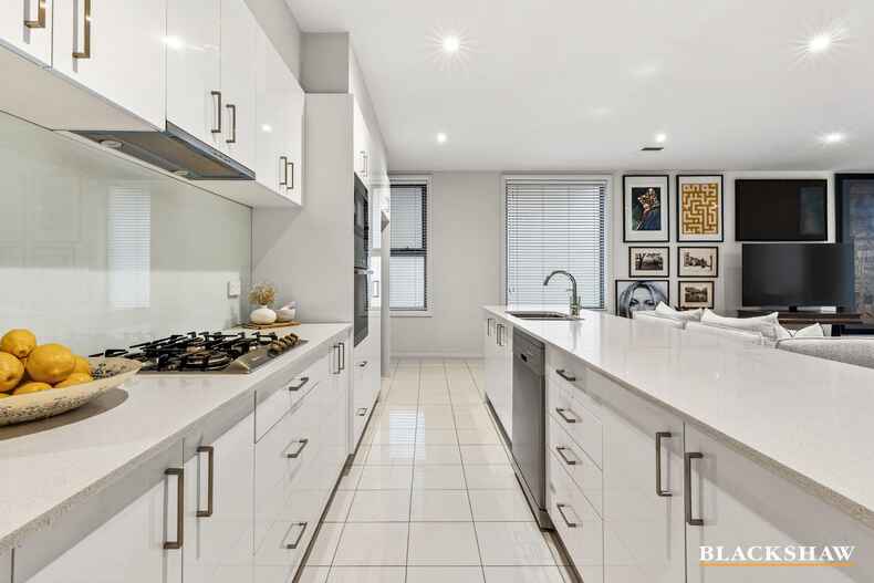 1/28 Canberra Avenue Forrest 1/28 Canberra Avenue Forrest