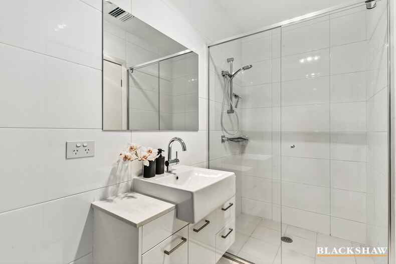 1/28 Canberra Avenue Forrest 1/28 Canberra Avenue Forrest