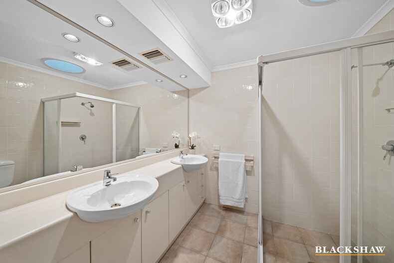 5B Weston Street Yarralumla