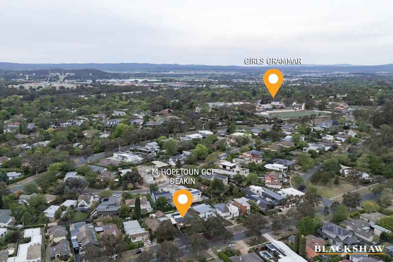 14 Hopetoun Circuit Deakin 14 Hopetoun Circuit Deakin