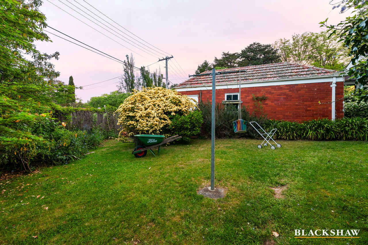 31 Arthur Circle Griffith