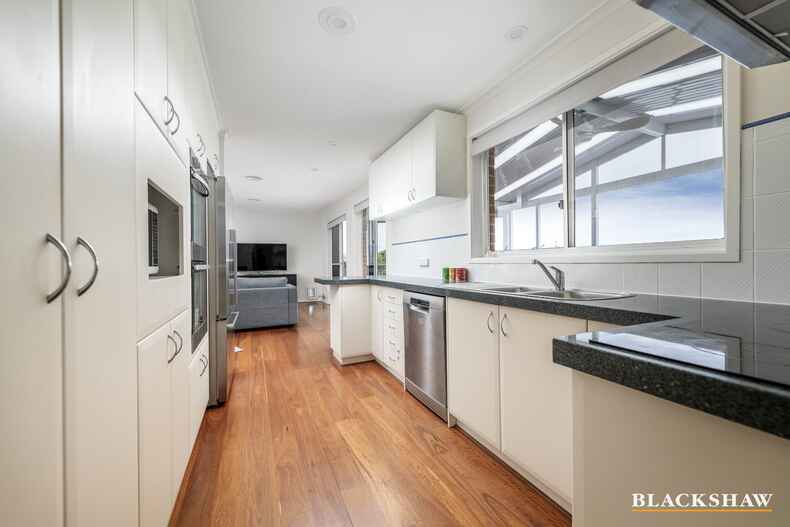 13 Mackerras Crescent Theodore 13 Mackerras Crescent Theodore