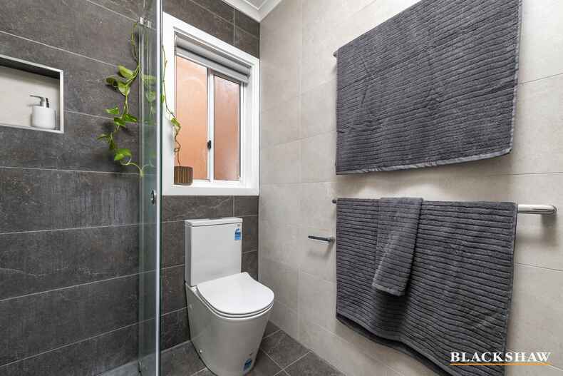 13 Mackerras Crescent Theodore 13 Mackerras Crescent Theodore