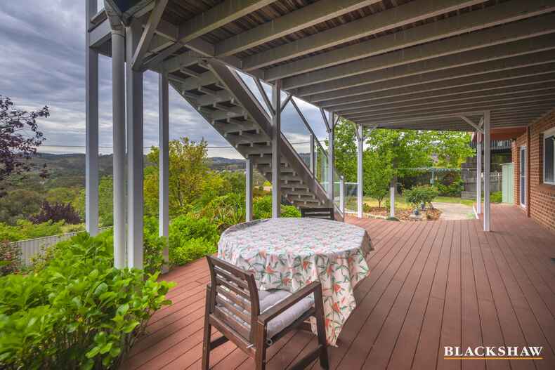 13 Mackerras Crescent Theodore 13 Mackerras Crescent Theodore