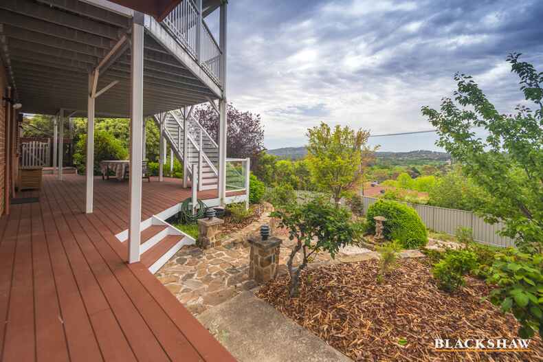 13 Mackerras Crescent Theodore 13 Mackerras Crescent Theodore