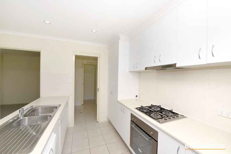 2/11 Keene Place Page