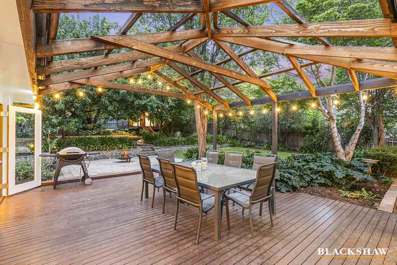 18 McLaren Crescent Pearce 18 McLaren Crescent Pearce