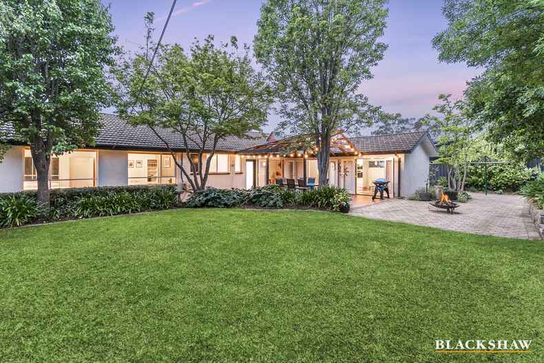 18 McLaren Crescent Pearce 18 McLaren Crescent Pearce