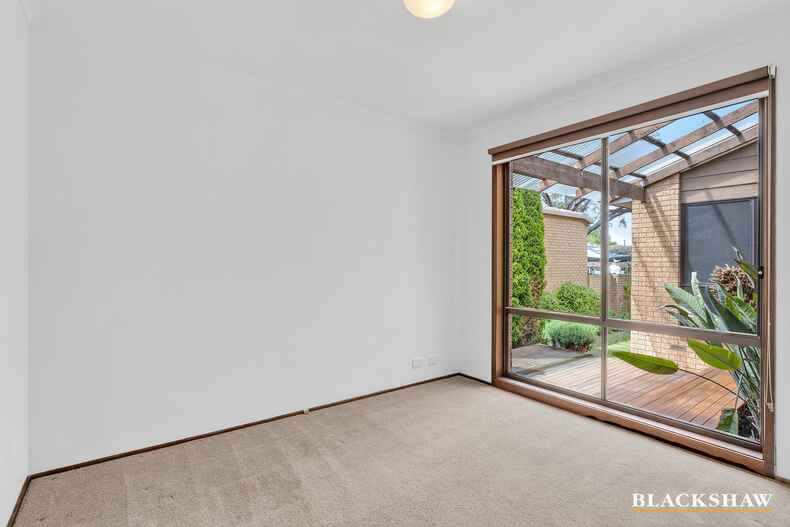 13 Summerville Crescent Florey 13 Summerville Crescent Florey