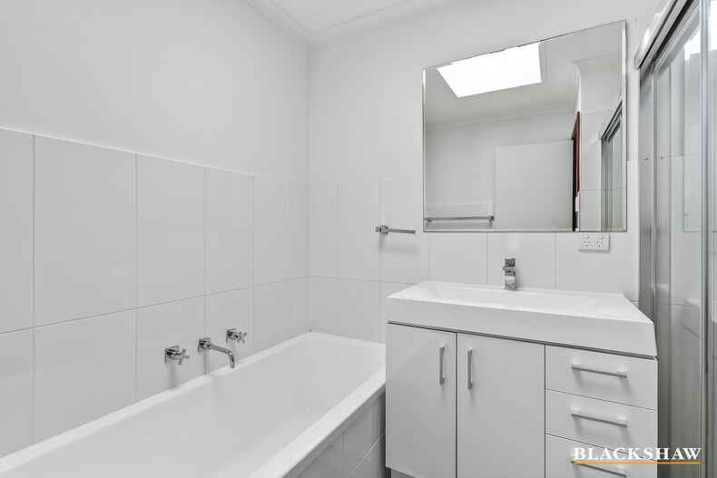 13 Summerville Crescent Florey 13 Summerville Crescent Florey