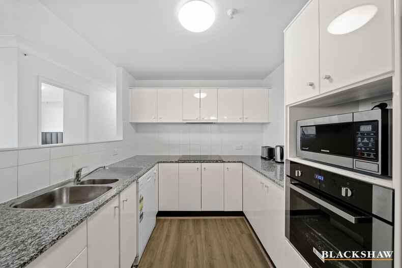 1505/2 Marcus Clarke Street City